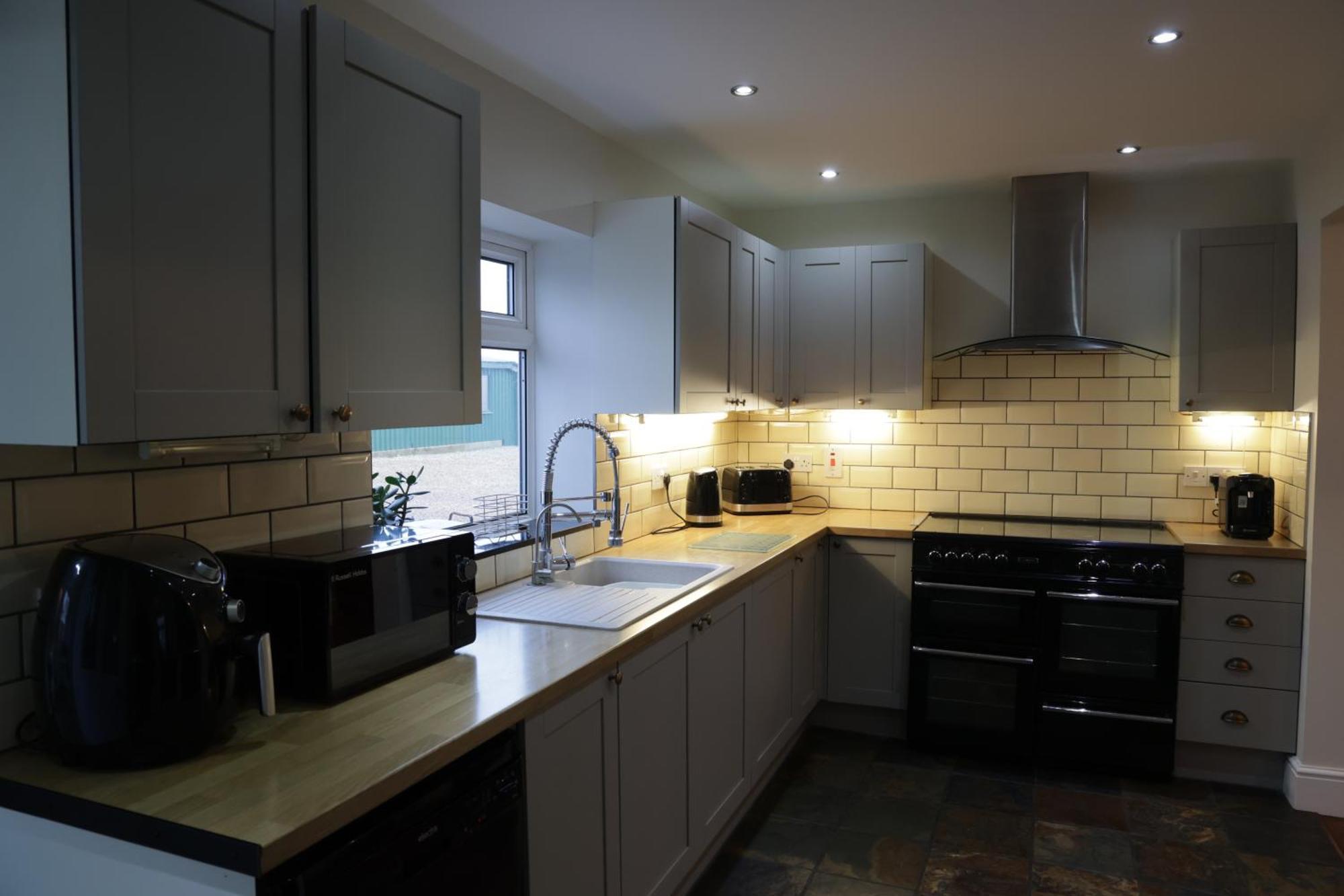 Luxury Isla Cottages, Bourne! Dog-Friendly, Countryside Views, Garden, Parking, 5Mins Pubs - Family Holiday Ruang foto